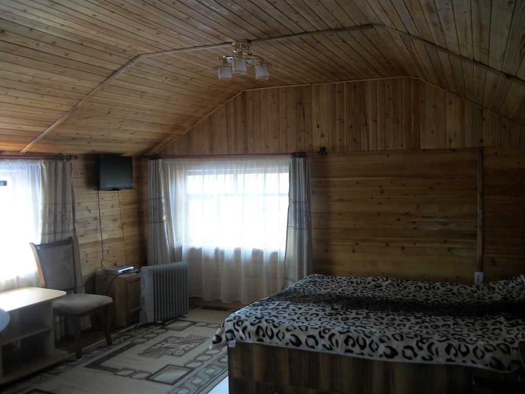 Enirest Hotel Karakol Exterior foto
