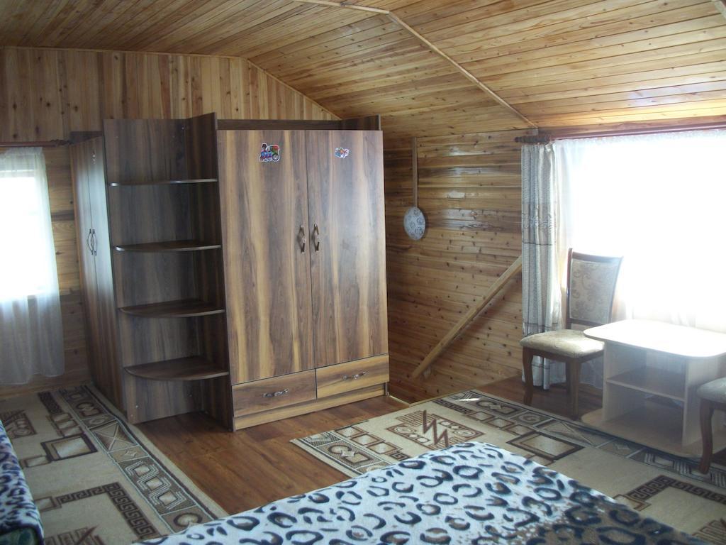 Enirest Hotel Karakol Cameră foto