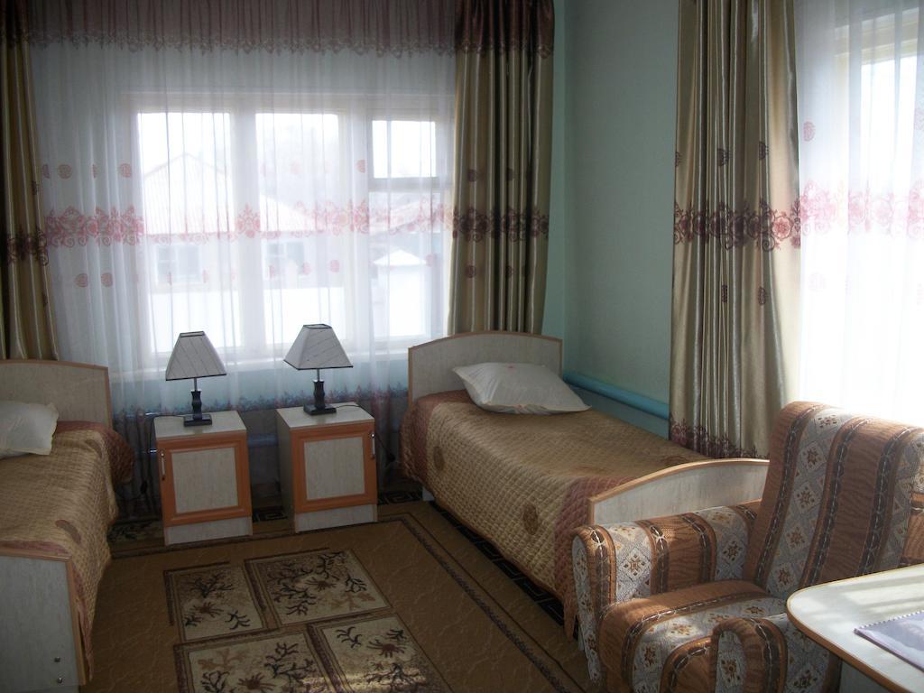 Enirest Hotel Karakol Cameră foto