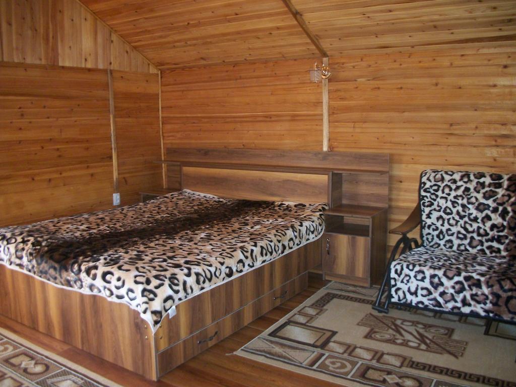 Enirest Hotel Karakol Cameră foto